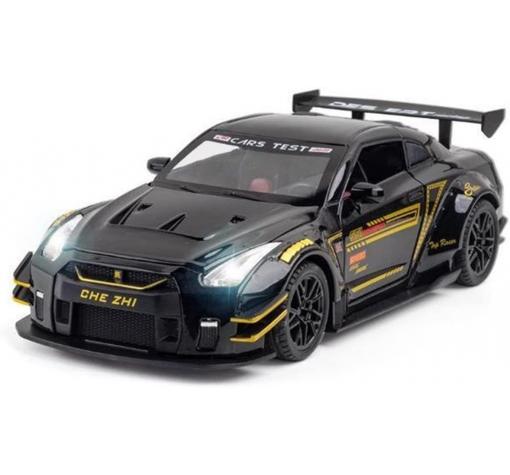 Метална кола с отварящи се врати капаци светлини и звуци Nissan GT-R Nismo 1:24