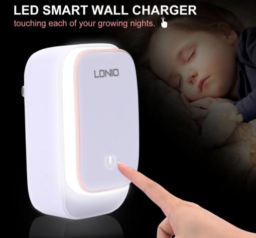 Универсално зарядно устройство 220V 2.4A 2 USB LDNIO A2205 - LED LAMP