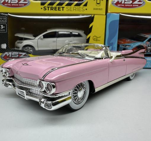Метална кола с отварящи се врати, светлини и звуци Cadillac Eldorado Biarritz 1959 1:22