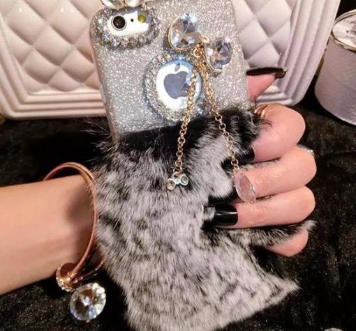 Луксозен силиконов калъф / гръб / TPU с пух и камъни за Apple iPhone 6 / iPhone 6S - бяло и черно