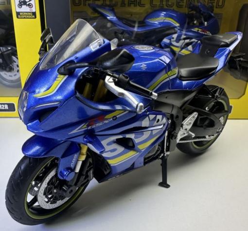 Метален мотор SUZUKI GSX - R1000