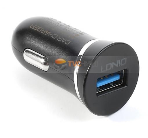 Mини USB зарядно за кола LDNIO / DC 12V -24V / с USB порт 5V / 2.1A черно с бяла лента - Samsung S4, S5, HTC, LG, Nokia, iPhone, Alcatel, Prestigio, Huawei, Privileg, ZTE