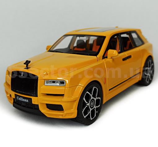 Метална кола с отварящи се врати капаци светлини и звуци Rolls Royce Cullinan SUV 1:20