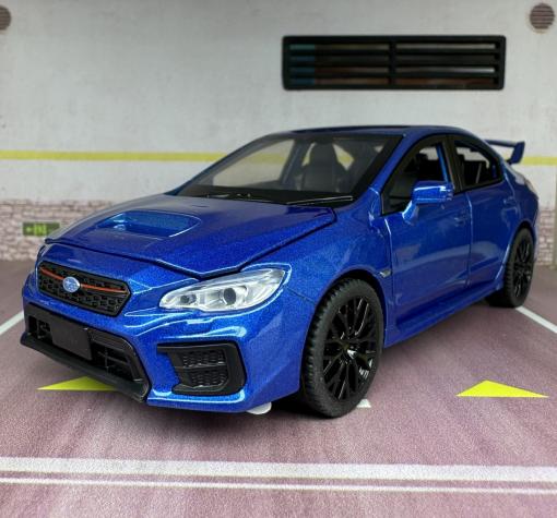 Метална кола с отварящи се врати капаци светлини и звуци Subaru Impreza 1:32