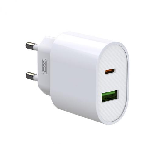 Зарядно устройство преходник адаптер 220V XO-L81A с USB и Type-C изход 3A