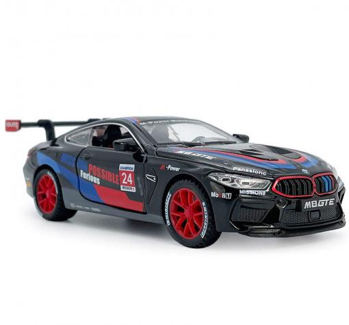 Метална кола с отварящи се врати капаци светлини и звуци BMW M8 GTE 1:24