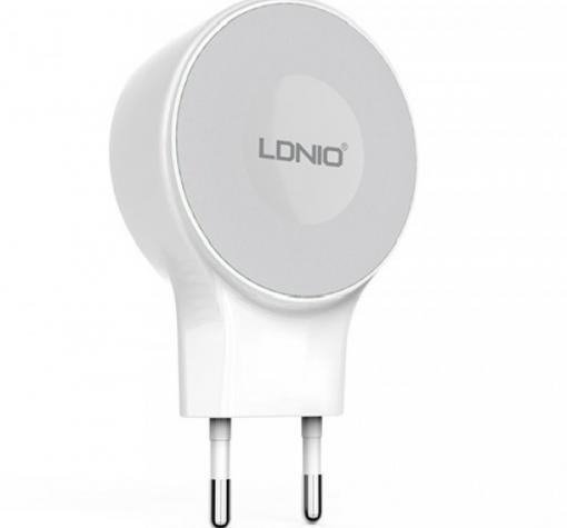 Оригинално зарядно устройство LDNIO A2269 220V с два USB порта 5V / 2.1A за Samsung, LG, HTC, Sony, Nokia, Huawei, ZTE, BlackBerry и др. - бяло