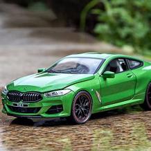 Метална кола с отварящи се врати капаци светлини и звуци BMW M840i 2019 Coupe 1:24