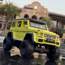 Метален джип с отварящи се врати капаци светлини и звуци Mercedes G500 1:32