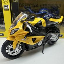 Метален мотор BMW S1000RR 1:12