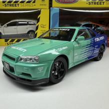 Метална кола с отварящи се врати, светлини и звуци Nissan Skyline GT-R 1:24